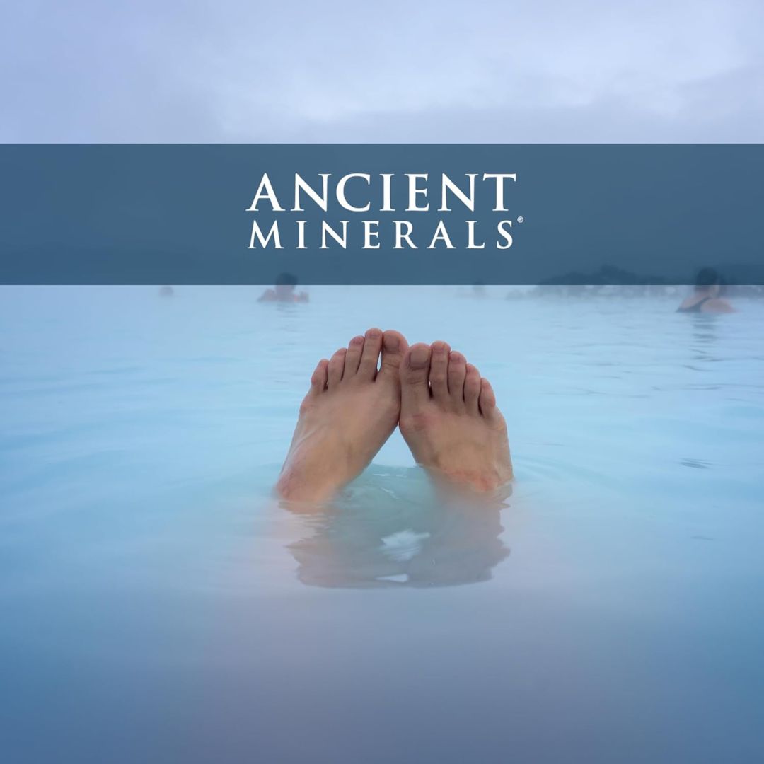 Ancient Minerals Magnesium Bath Flakes of Pure Genuine Zechstein Chloride - Resealable Magnesium Supplement Bag That Will Outperform Leading Epsom Salts 1.65 lbs